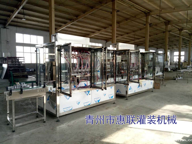 全自动直线灌装机 全自动直线灌装机